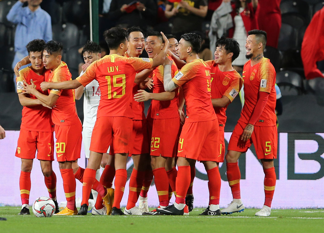 名记：若字母哥缺席四周，他将失去参与赛季末奖项评选的资格